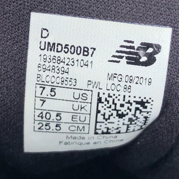 New Balance Men’s UMD500 B7 Track Shoes  Blk/Wht Size US 7.5 With Spikes And Key - Picture 7 of 16